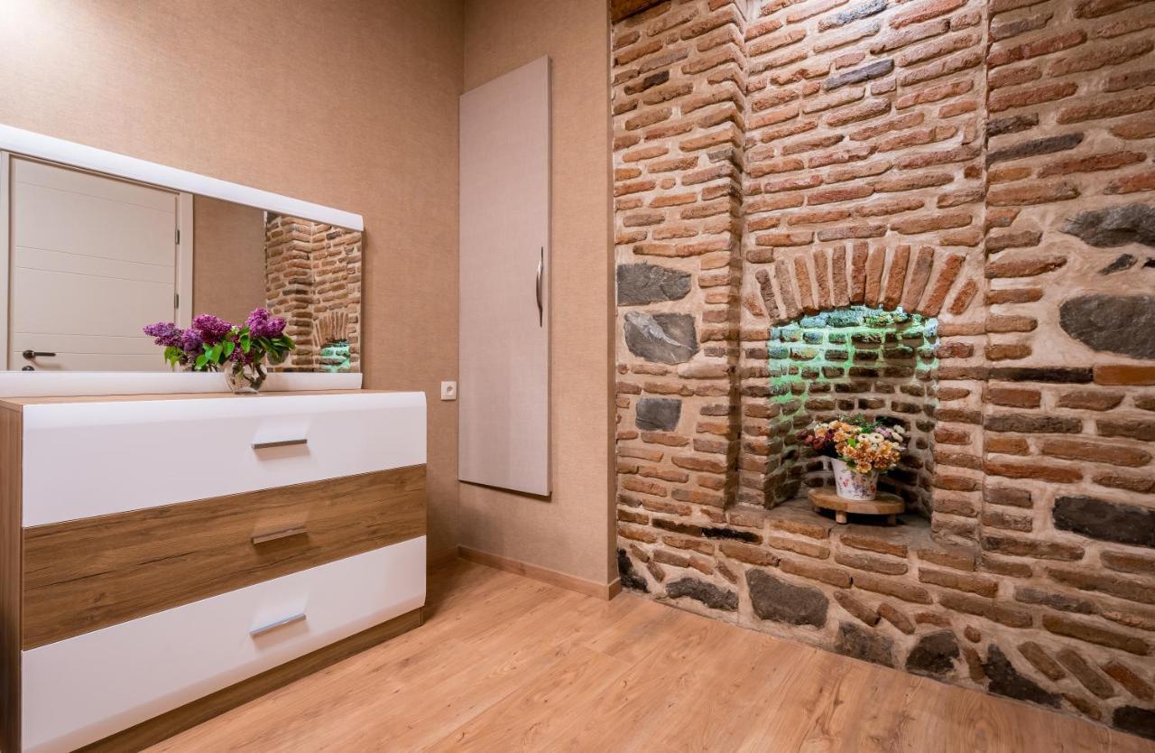 Sololaky Wall Tbilisi Exterior foto